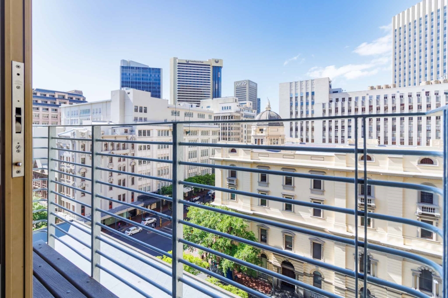 1 Bedroom Property for Sale in Cape Town City Centre Western Cape